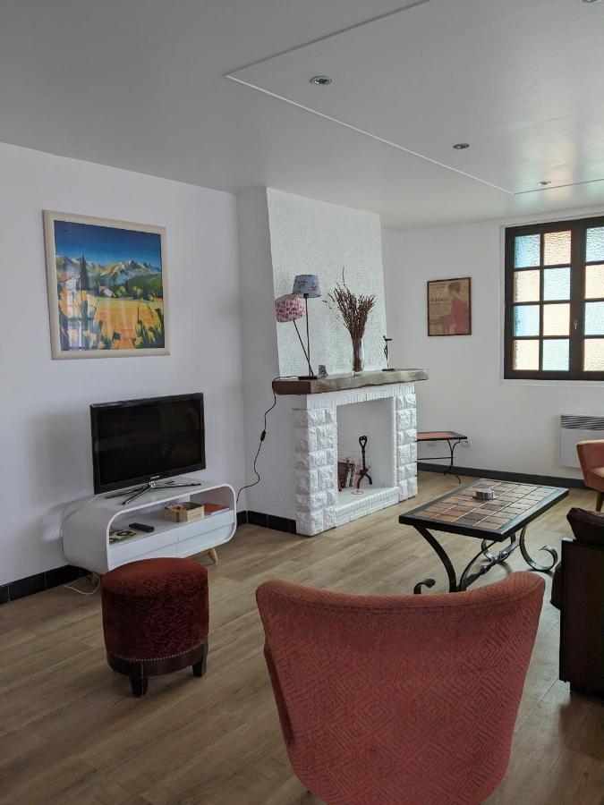 Ferienhaus Au D'illiers Combray, Grand Jardin Arbore *