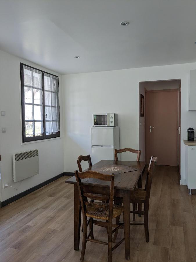 Holiday home Au D'illiers Combray, Grand Jardin Arbore Illiers-Combray