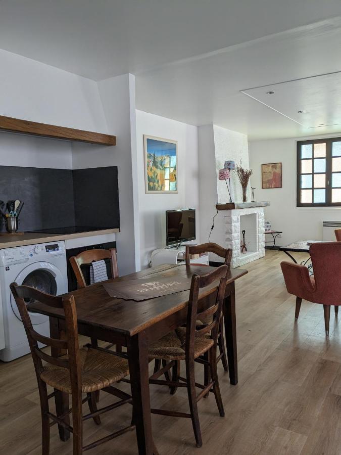 Au D'illiers Combray, Grand Jardin Arbore Holiday home